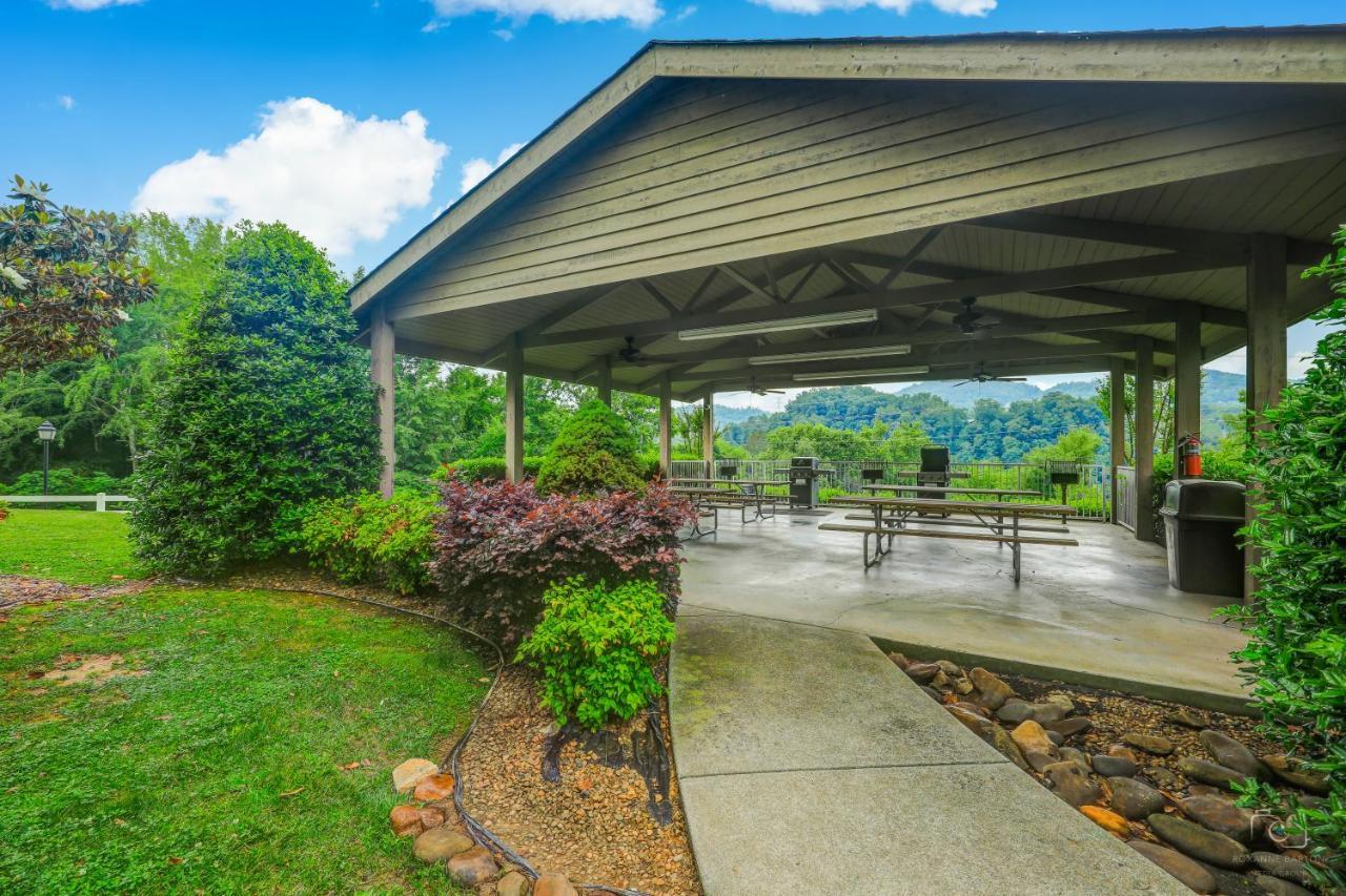 A Peaceful Retreat Whispering Pines 622 Lägenhet Pigeon Forge Exteriör bild